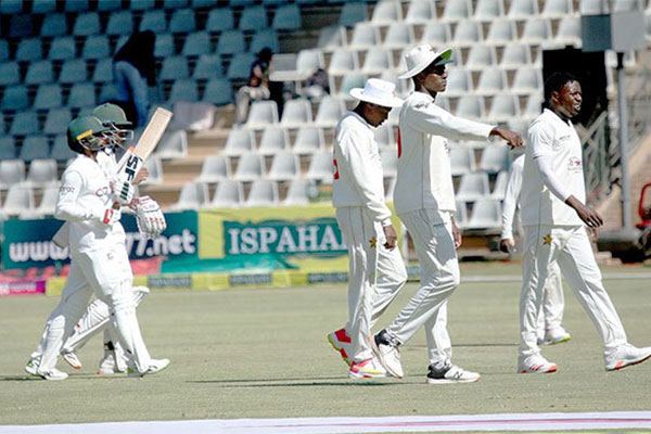 জিম্বাবুয়েকে ৪৭৭ রানের লক্ষ্য দিল বাংলাদেশ