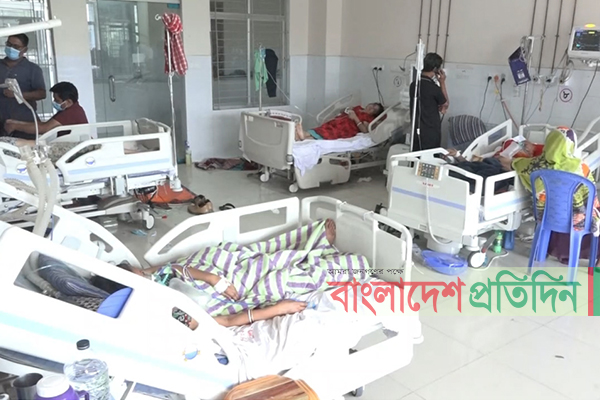 বরিশাল শেবাচিম হাসপাতালের করোনা ওয়ার্ডে নানামুখী সংকট