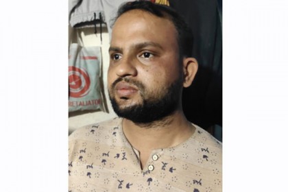 প্রধানমন্ত্রীর এপিএস বিপ্লব বড়ুয়া পরিচয়দানকারী প্রতারক গ্রেফতার 