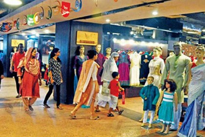 বৃহস্পতিবার থেকে খোলা শপিংমল ও দোকানপাট
