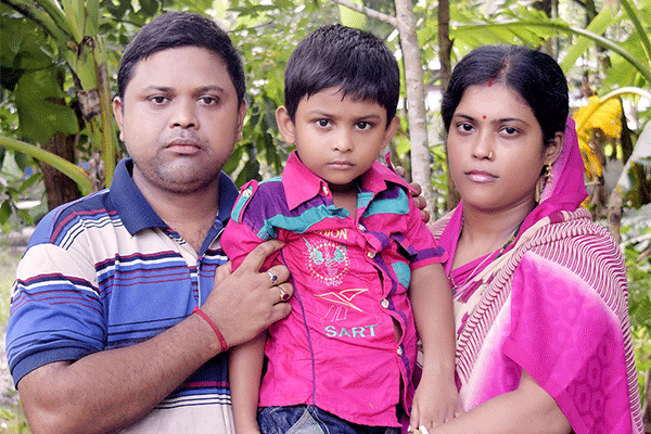 বাগেরহাটে করোনায় স্বামীর মৃত্যু, ১৪ দিনেও জানানো হয়নি স্ত্রীকে