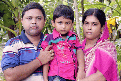 বাগেরহাটে করোনায় স্বামীর মৃত্যু, ১৪ দিনেও জানানো হয়নি স্ত্রীকে