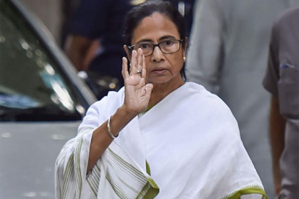দিল্লি যাচ্ছেন মমতা, দেখা করতে পারেন মোদি-সোনিয়াসহ যাদের সঙ্গে 
