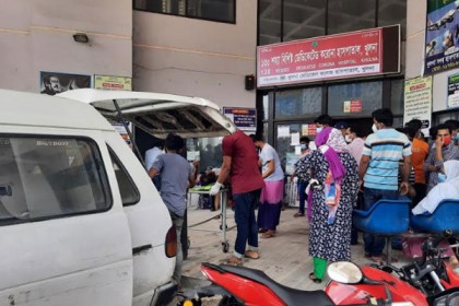 করোনা: খুলনার ৪ হাসপাতালে গত ২৪ ঘণ্টায় আরও ১৩ জনের মৃত্যু