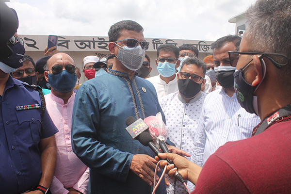 কাজীরহাট ফেরিঘাট পরিদর্শনে গিয়ে যা বললেন নৌ পরিবহন প্রতিমন্ত্রী