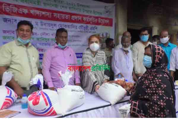 ব্রাহ্মণবাড়িয়ায় অসহায় পরিবারদের মাঝে প্রধানমন্ত্রীর উপহার বিতরণ