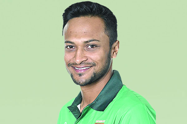 মাশরাফিকে পেছনে ফেললেন সাকিব
