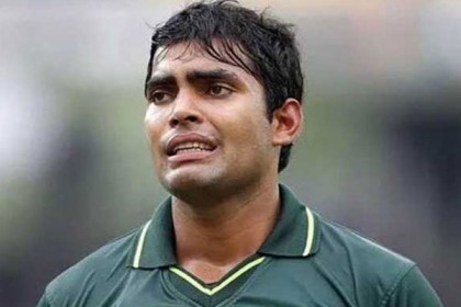 উমর আকমলকে পেটালেন চার ‘ভক্ত’, অবশেষে...