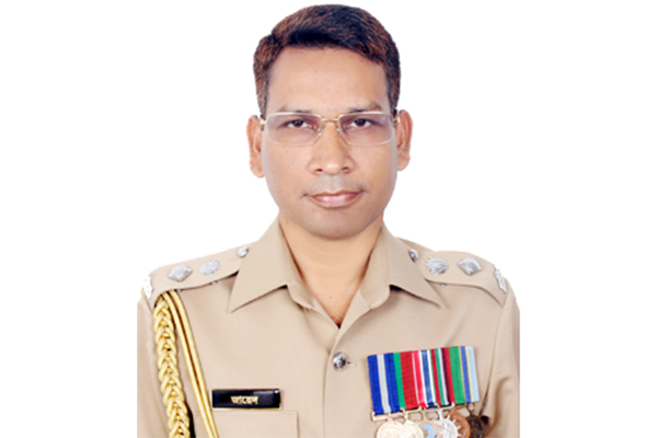 করোনা সচেতনতায় নারায়ণগঞ্জ পুলিশের মসজিদভিত্তিক প্রচারণা