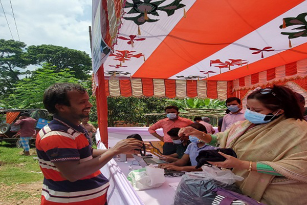 নাটোরে ঈদের আগে আজ শেষ হাট