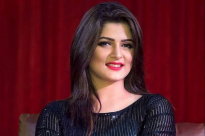 সম্পর্ক ভাঙার হতাশা থেকে বেরিয়ে আসার উপায় জানালেন শ্রাবন্তী