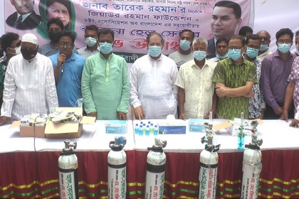 বরিশালে বিএনপি’র উদ্যোগে করোনা হেল্প ডেস্ক চালু