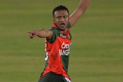 মারুমানিকে ফেরালেন সাকিব