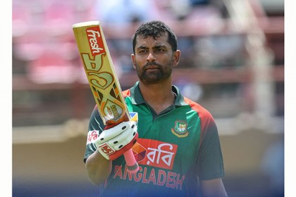 দুর্দান্ত শতক হাঁকালেন তামিম

