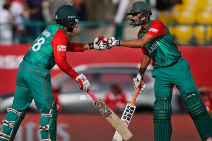 পরপর দুই বলে তামিম-মাহমুদউল্লাহ’র বিদায়