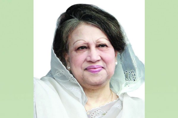 তিন গরু ও দুই খাসি কোরবানি দিয়েছেন খালেদা 