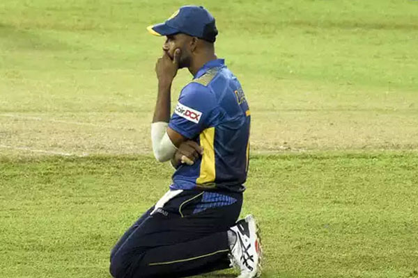 সিরিজ হারের পর এবার জরিমানার মুখোমুখি লঙ্কানরা