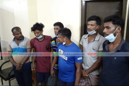 রংপুর মেডিকেল কলেজ হাসপাতাল থেকে অক্সিজেন সিলিন্ডার পাচারকারী চক্রের ৬ সদস্য আটক