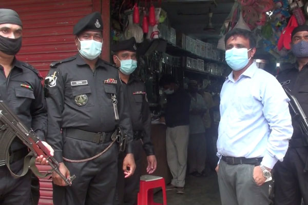 টাঙ্গাইলের বিভিন্ন স্থানে ভ্রাম্যমাণ আদালতের অভিযান