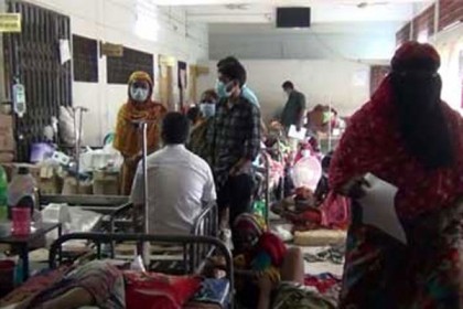 নাটোরে আরও ৩৪ জনের করোনা শনাক্ত, কঠোর অবস্থানে প্রশাসন