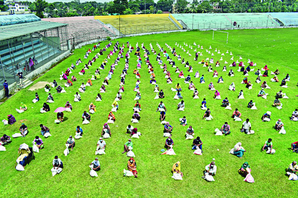 রংপুর বিভাগের ৮ জেলায় ২৪ হাজার পরিবার পেল খাদ্য সহায়তা
