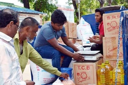 টিসিবির মাসব্যাপী পণ্য বিক্রি শুরু সোমবার 


