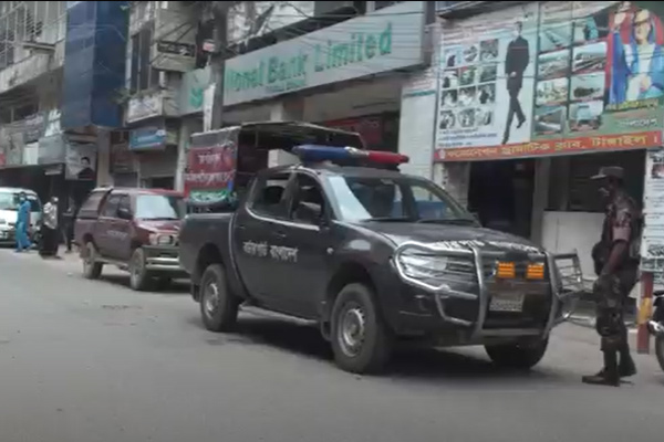 টাঙ্গাইলে চলছে ‘সর্বাত্মক লকডাউন’