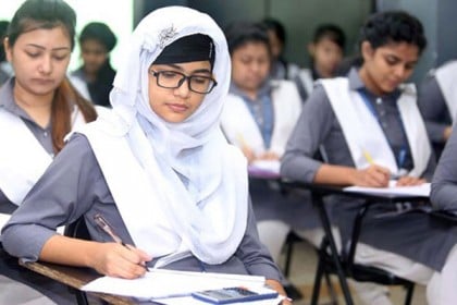 চলতি বছর এসএসসি-এইচএসসি পরীক্ষা তিন বিষয়ে 

