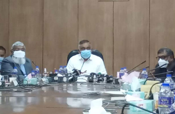 ১৮ বছরের ঊর্ধ্বে সবাই টিকা পাবেন ৭ আগস্ট থেকে 

