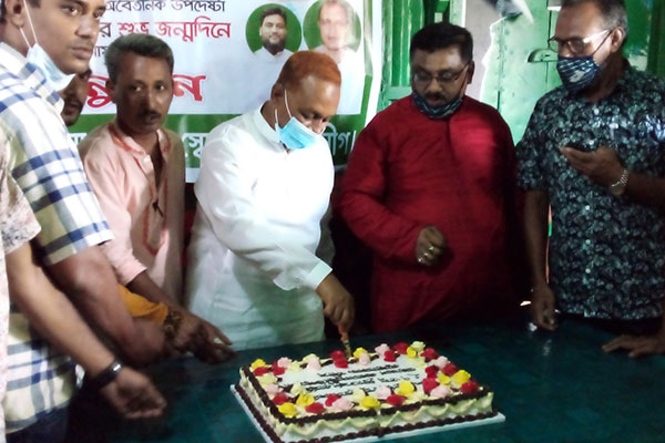 বোয়ালমারীতে স্বেচ্ছাসেবক লীগের প্রতিষ্ঠাবার্ষিকী পালিত 