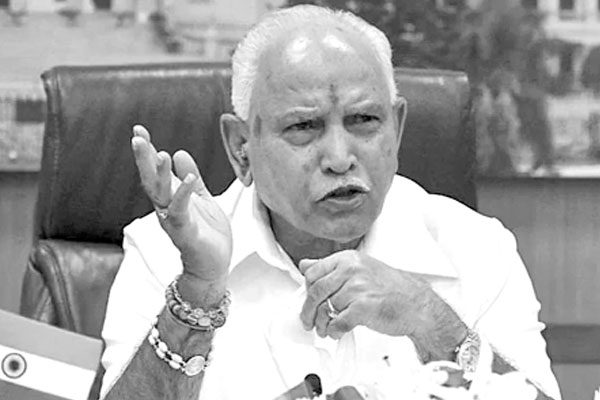 পদত্যাগ করলেন কর্ণাটকের মুখ্যমন্ত্রী