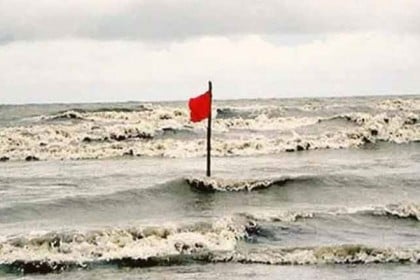 সমুদ্রবন্দরে ৩ নম্বর সতর্ক সংকেত, বাড়তে পারে বৃষ্টিপাত

