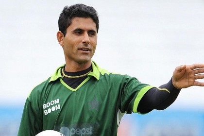 পাকিস্তান ক্রিকেটের নোংরা রাজনীতি সামনে আনলেন রাজ্জাক