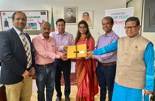 মুজিববর্ষ এবং স্বাধীনতার সুবর্ণ জয়ন্তীতে পররাষ্ট্রমন্ত্রীর ‘ধন্যবাদ জ্ঞাপনপত্র’