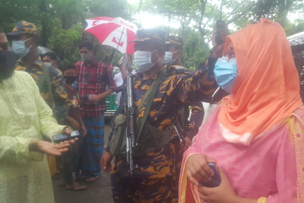 লকডাউনে ছেলের বিয়ের আয়োজন করায় ইউপি সদস্যের জরিমানা