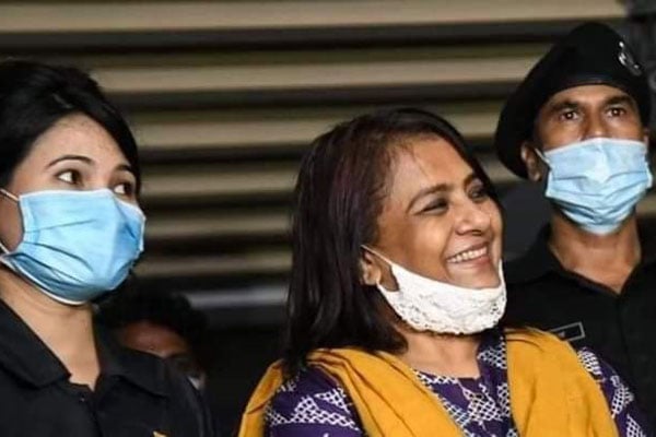 হেলেনা জাহাঙ্গীরকে গুলশান থানায় হস্তান্তর


