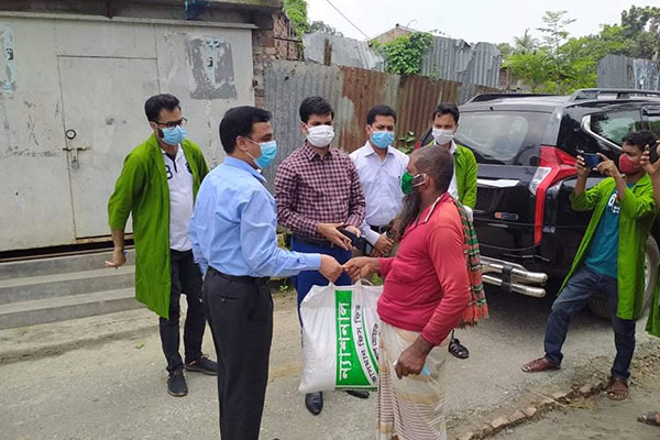 গুরুদাসপুরে ৩৩৩-এ কল করে খাদ্য সহায়তা পেয়েছে ৭৩৫ পরিবার