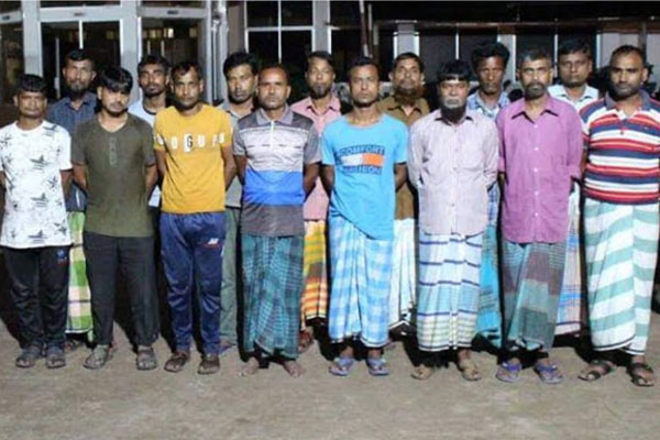 সিদ্ধিরগঞ্জে ৩৮ জুয়াড়ি গ্রেফতার