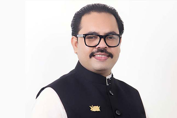 ফটোশপ কারসাজি থেকে তদবির-বাণিজ্য, সবই করতো ‘দর্জি মনির’