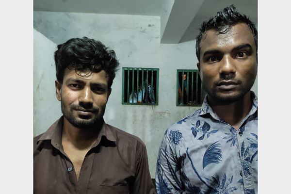 ইয়াবা ব্যবসায়ীকে ধরিয়ে দিল আরেক ইয়াবা ব্যবসায়ী