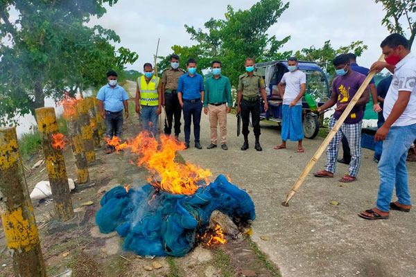 হালুয়াঘাটে মাছ রক্ষায় অবৈধ জাল ধ্বংস 