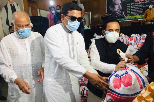 করোনায় সরকারের সমালোচনা করা ছাড়া বিএনপির কোনো কাজ নেই: হানিফ