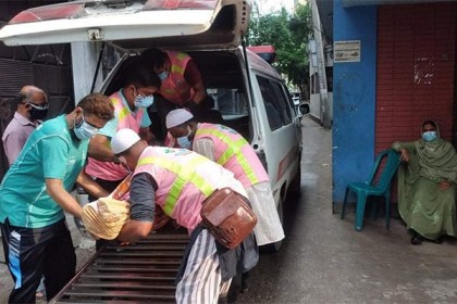 ১৭ ঘণ্টায় ৩ দাফন ও ২ প্লাজমা ডোনেশন টিম খোরশেদের