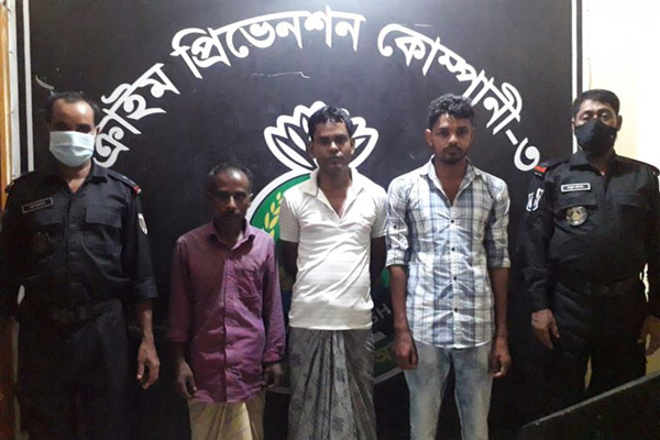টাঙ্গাইলে হেরোইনসহ ৪ মাদক ব্যবসায়ী গ্রেফতার