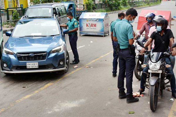কঠোর বিধিনিষেধের ১২তম দিনে রাজধানীতে গ্রেফতার ৩৫৪ 

