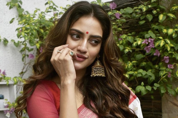 নিঃস্বার্থ বন্ধু পাওয়া দুষ্কর জানিয়ে আক্ষেপ নুসরাতের