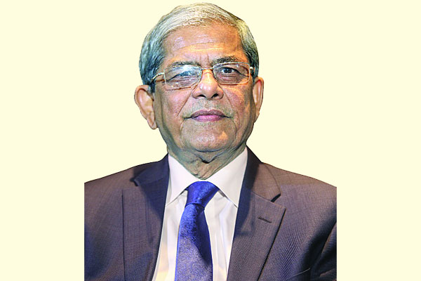 সরকার এখন নতুন গীত গাইছে