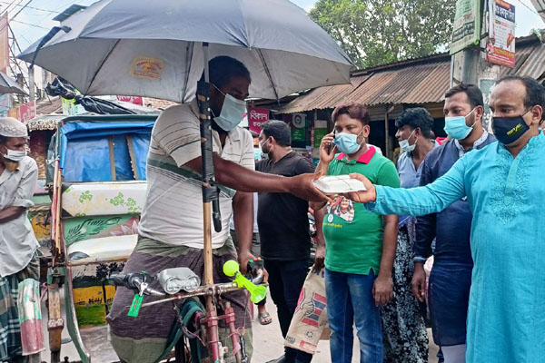 মাগুরায় এমপি শিখরের রোগ মুক্তি কামনায় খাবার বিতরণ