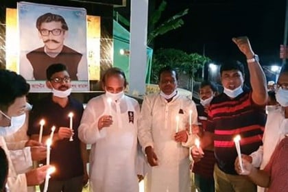 আওয়ামী লীগের কর্মসূচিতে ওসির স্লোগান ফেসবুকে ভাইরাল