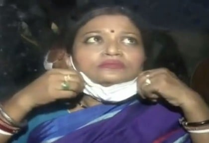 জিজ্ঞাসাবাদের পর ছেড়ে দেয়া হল চয়নিকাকে 